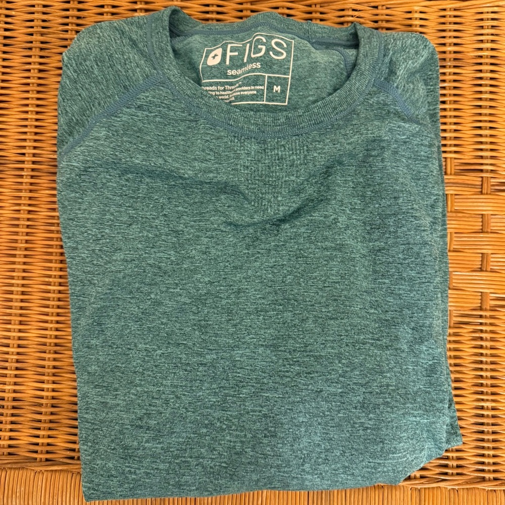 FIGS Women's Salta - Performance Underscrub
M - Green